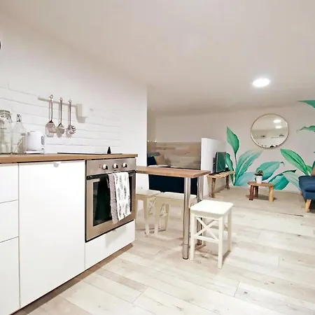 Cosy - Cheerful In The Center Apartment Budapest
